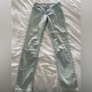 Levis skinny jeans 👖